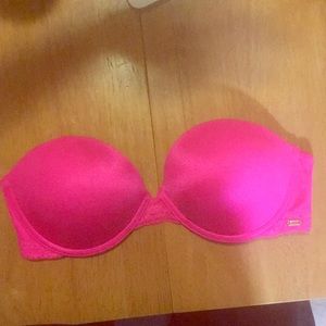 Victoria’s Secret PINK bra